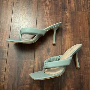 Pretty Little Thing Mint Green flip flop heels